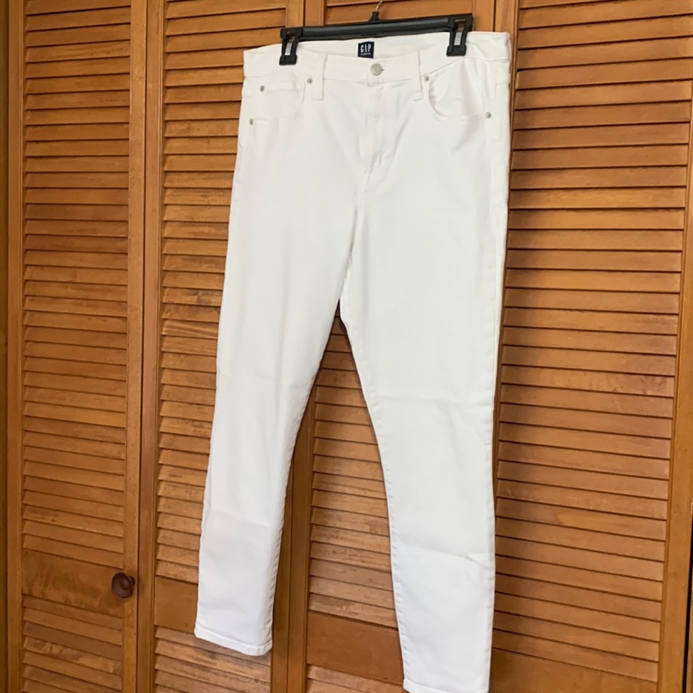 GAP true skinny